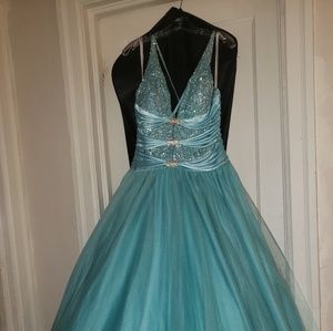 Prom dress